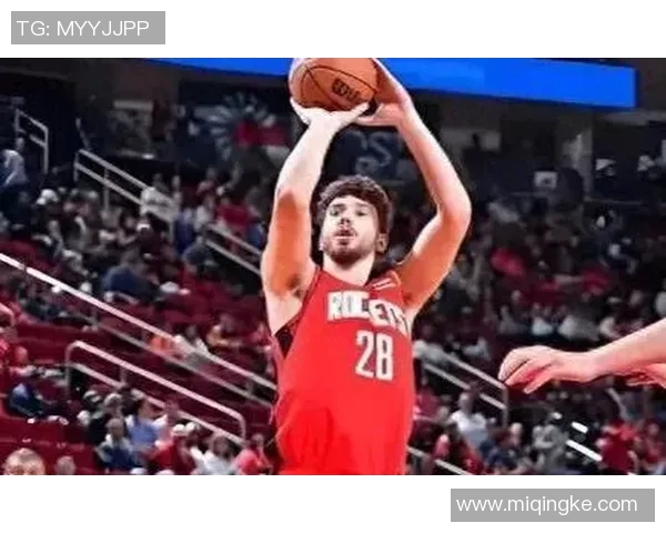 火箭110-102独行侠 球员点评：3人优异，5人及格，2人崩盘